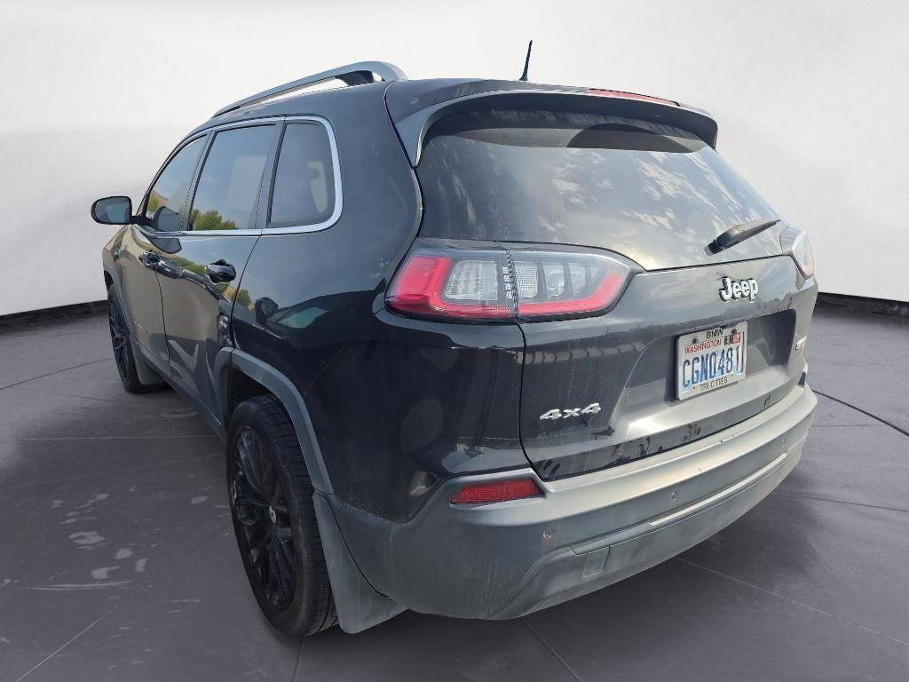 Used 2019 Jeep Cherokee Latitude Plus w/ Comfort/Convenience Group AWD/4WD image 3