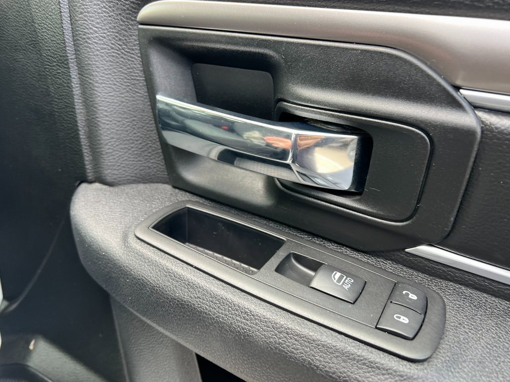 Certified 2024 RAM 1500 Classic Warlock image 15