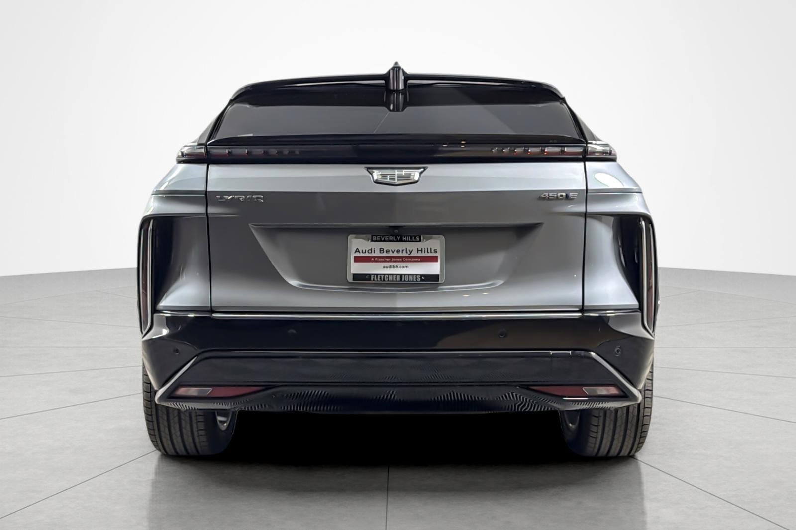 Used 2024 Cadillac Lyriq Luxury image 4