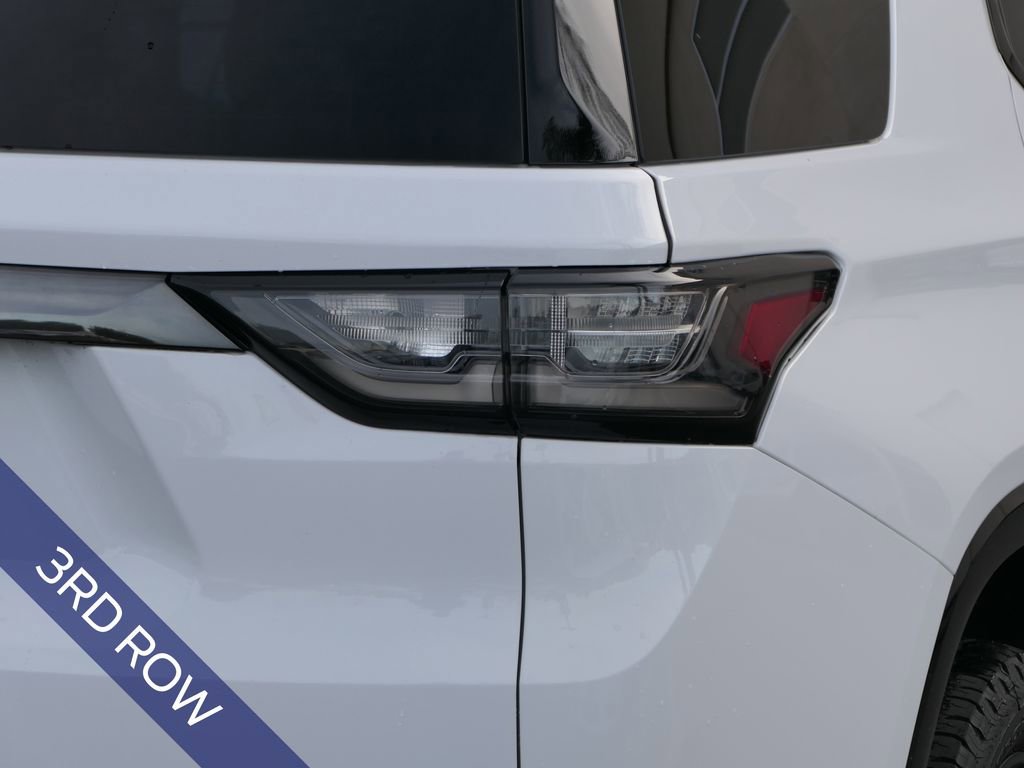 Used 2021 Chevrolet Traverse Premier w/ Redline Edition image 5