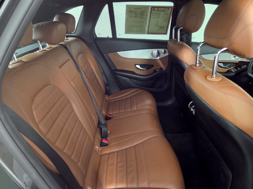 Used 2019 Mercedes-Benz GLC 43 AMG 4MATIC image 29