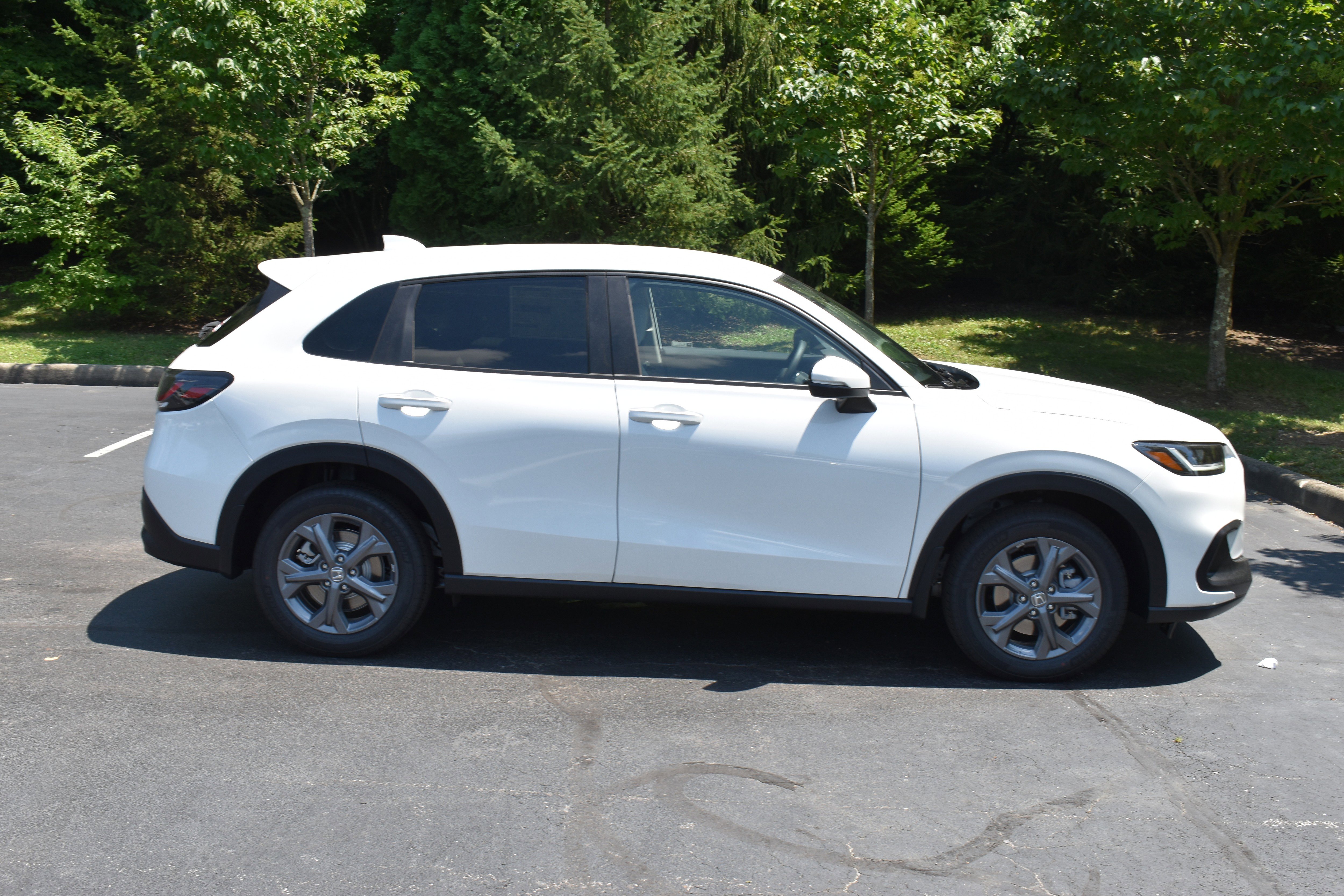 New 2026 Honda HR-V LX image 9