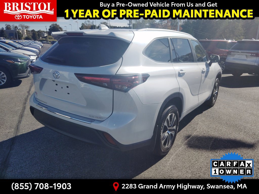 Used 2024 Toyota Highlander XLE AWD/4WD image 7