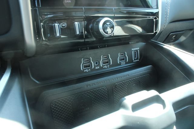 Used 2025 RAM 1500 Tungsten w/ Off Road Group AWD/4WD image 18