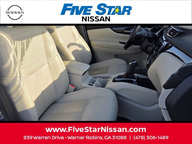 Used 2021 Nissan Rogue Sport SL image 16