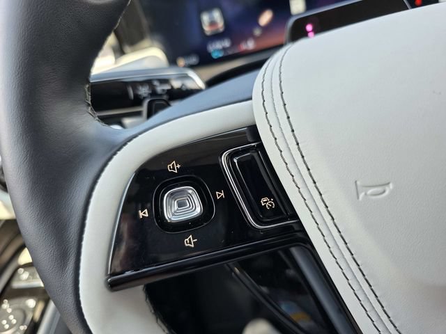 New 2026 Lincoln Aviator 2WD w/ Jet Appearance Package image 12