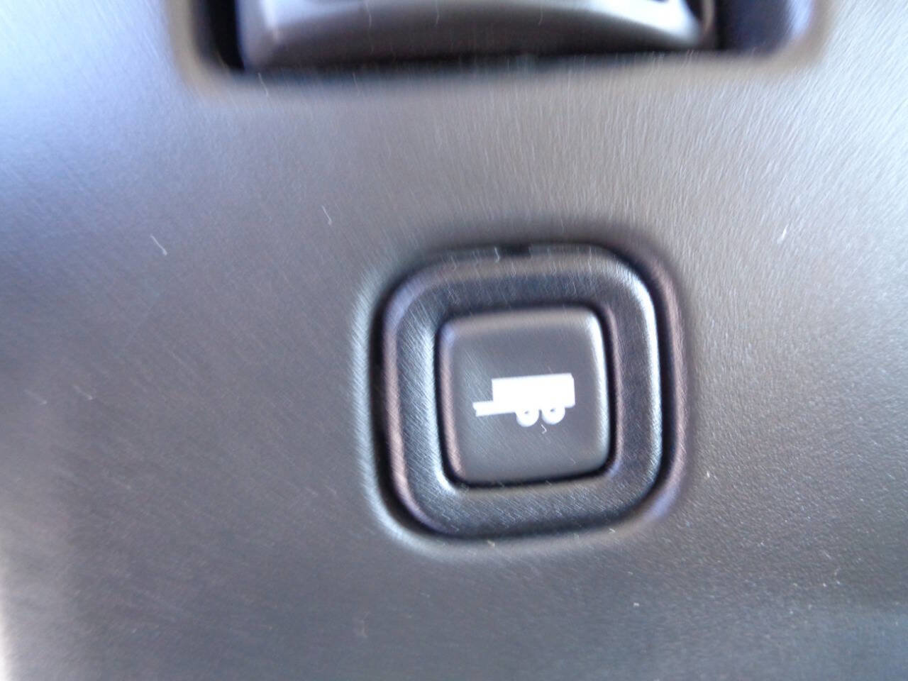 Used 2017 Chevrolet Express 3500 LT w/ LT Preferred Equipment Group image 24