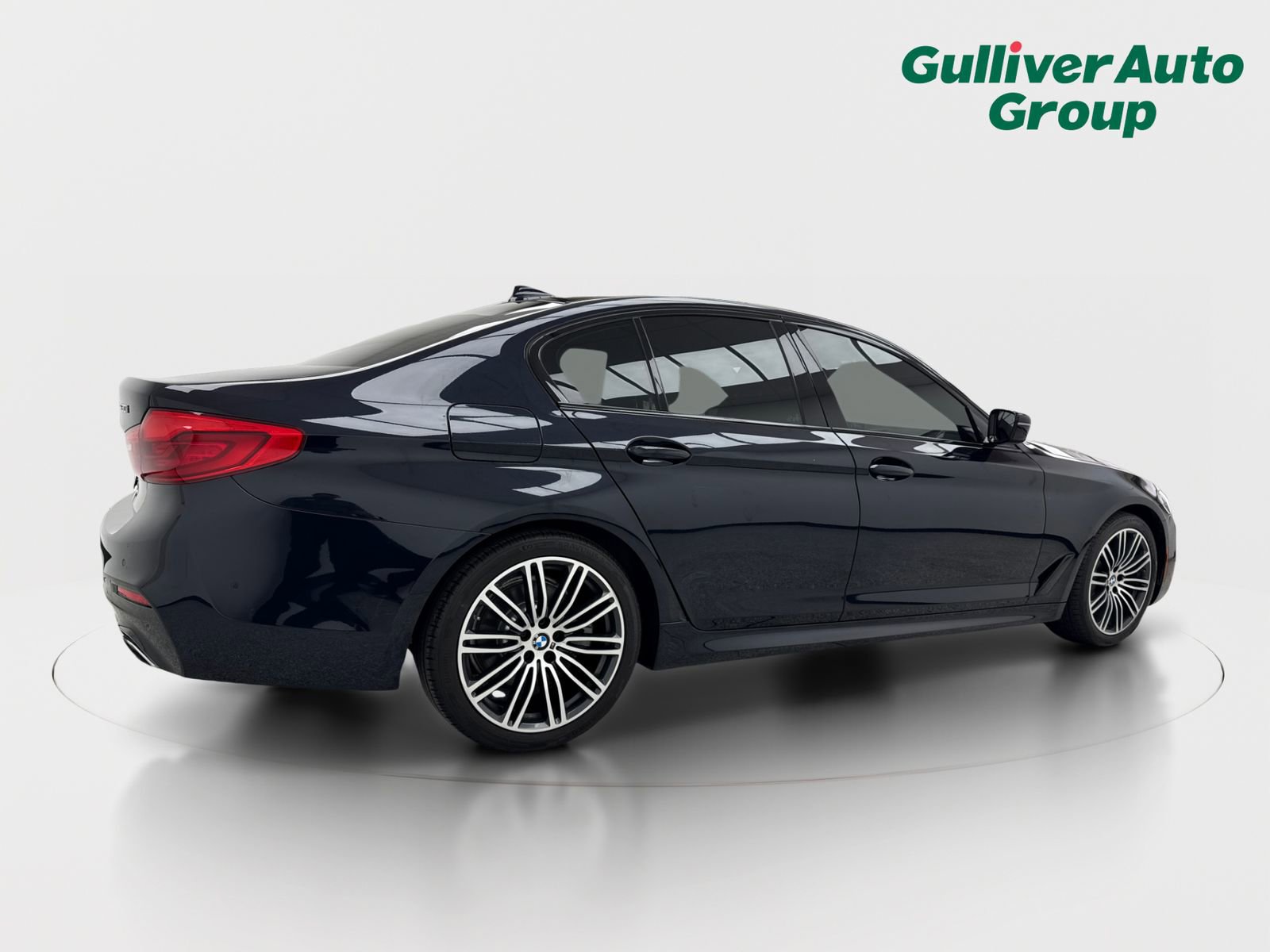 Used 2020 BMW 530i xDrive w/ M Sport Package AWD/4WD image 9