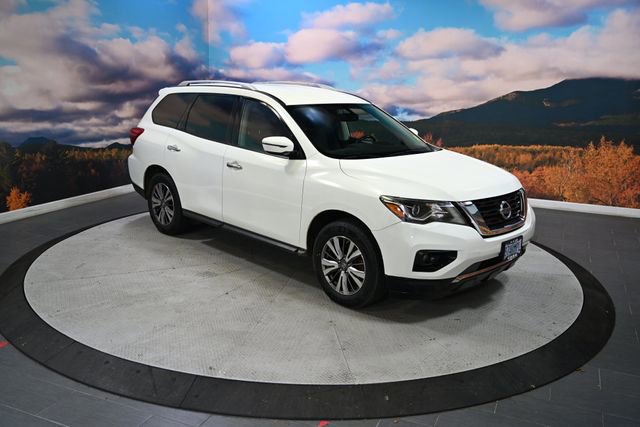 Used 2018 Nissan Pathfinder SV