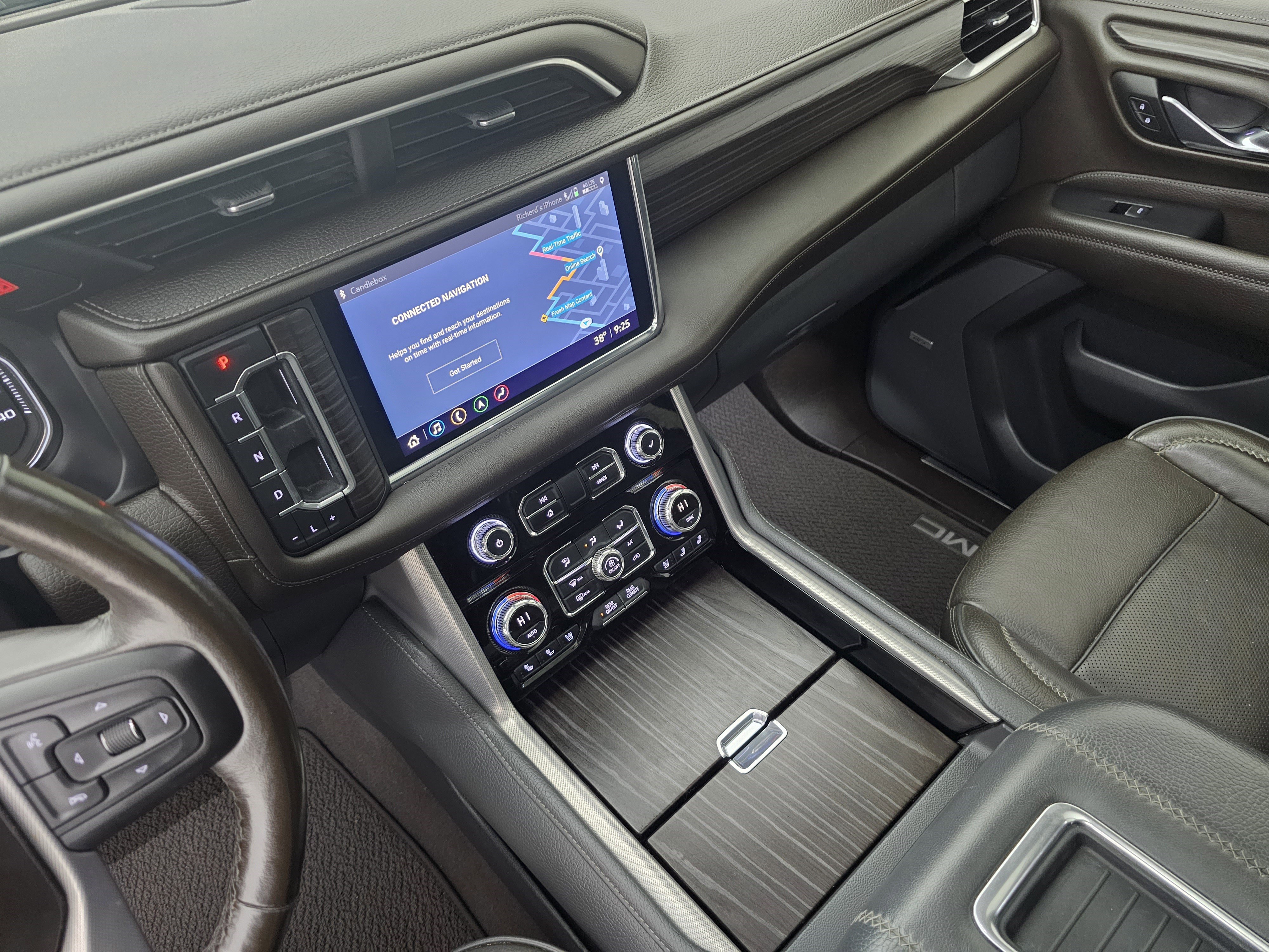 Used 2021 GMC Yukon XL Denali image 25