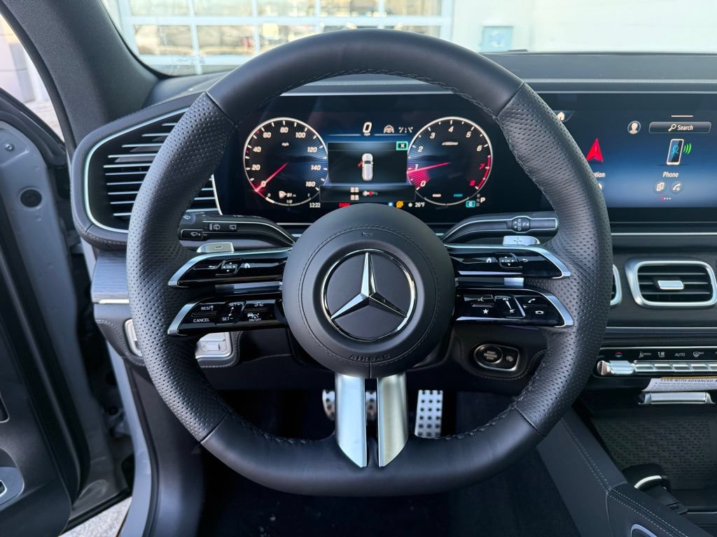 Used 2026 Mercedes-Benz GLS 580 4MATIC image 15