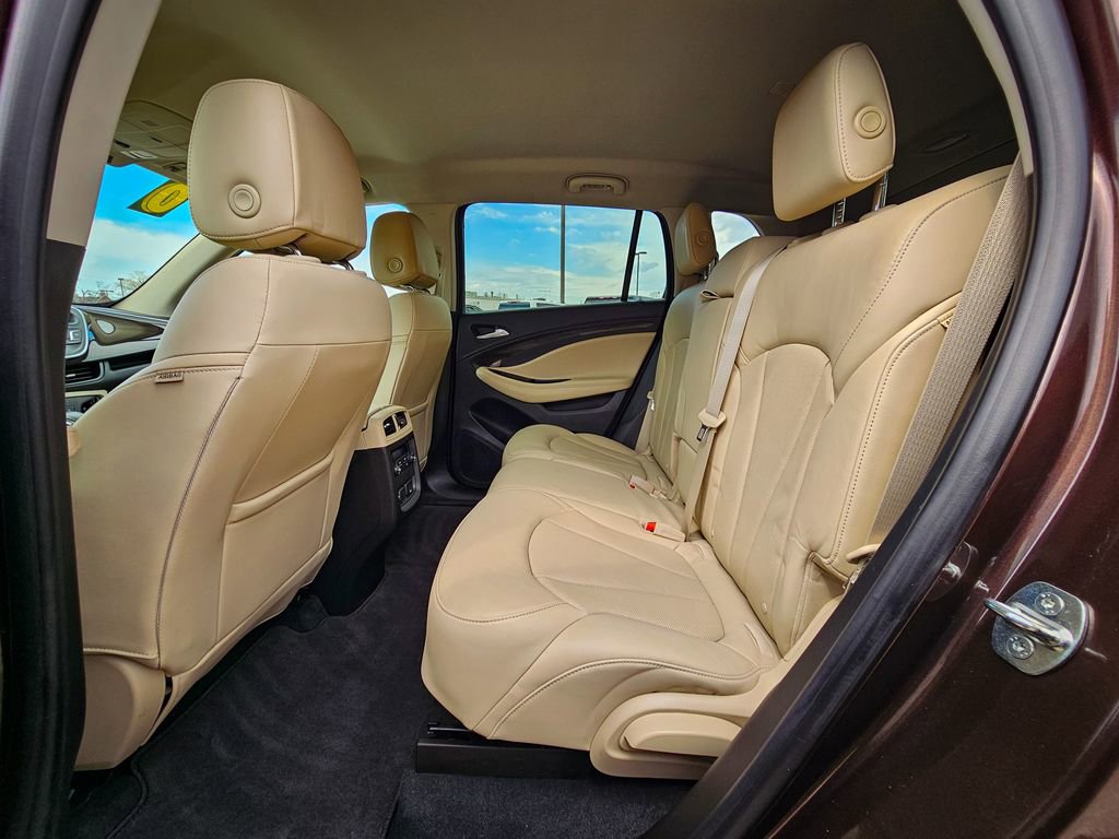 Used 2020 Buick Envision Premium AWD/4WD image 31