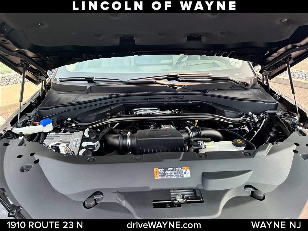 Certified 2025 Lincoln Aviator Reserve w/ Illumination Package AWD/4WD image 30
