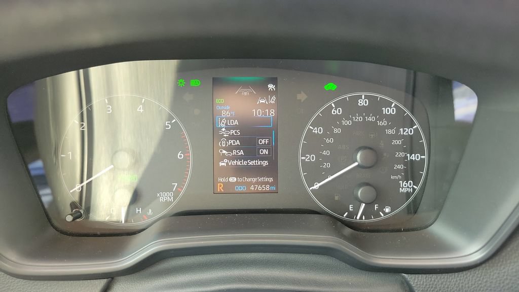 Certified 2025 Toyota Corolla LE FWD image 22