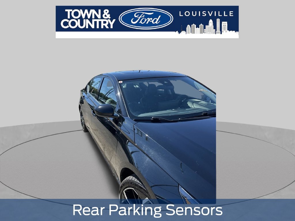 Used 2024 Nissan Altima 2.5 SR w/ SR Premium Package FWD image 11