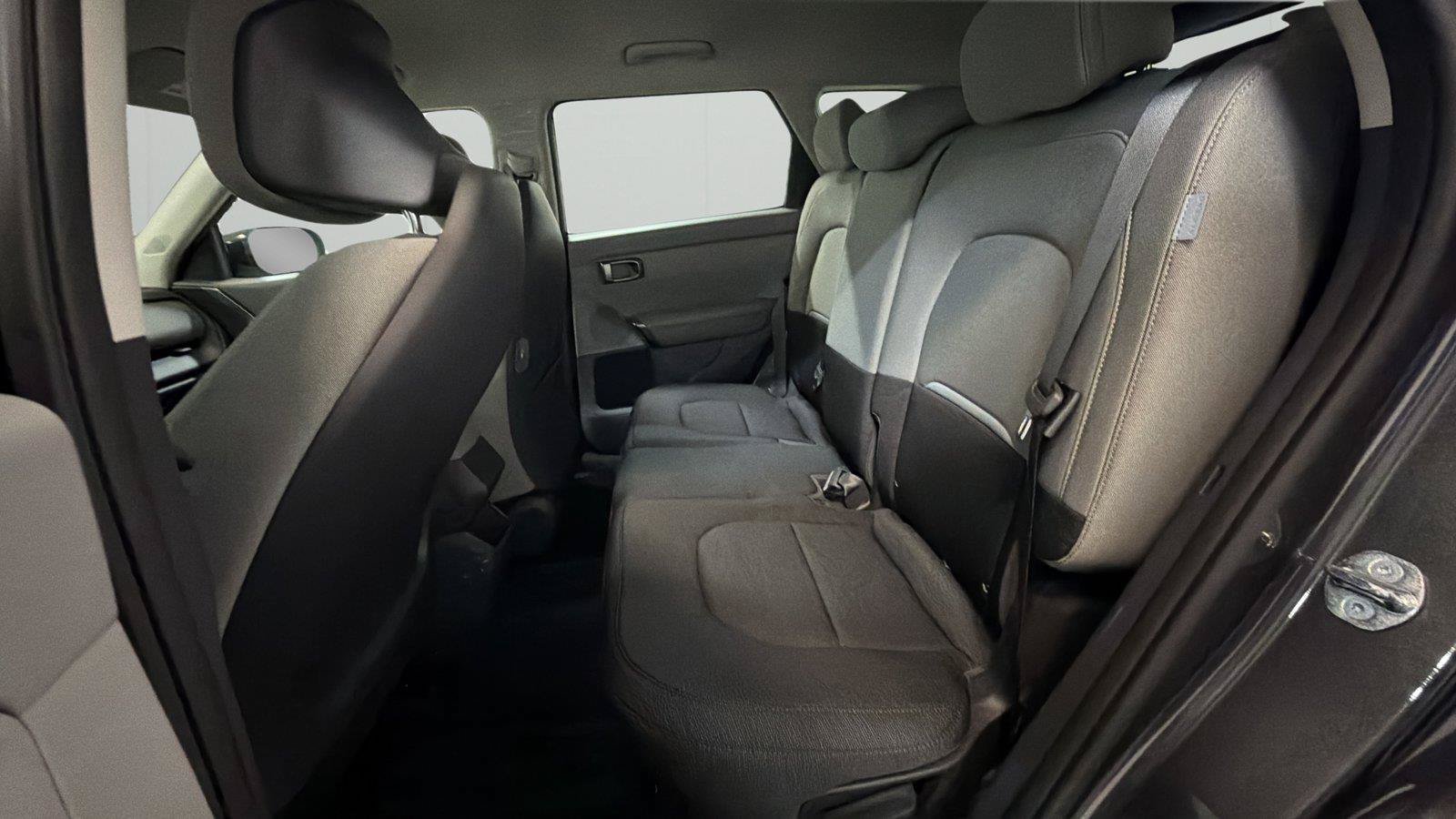 New 2027 Kia Seltos S FWD image 11