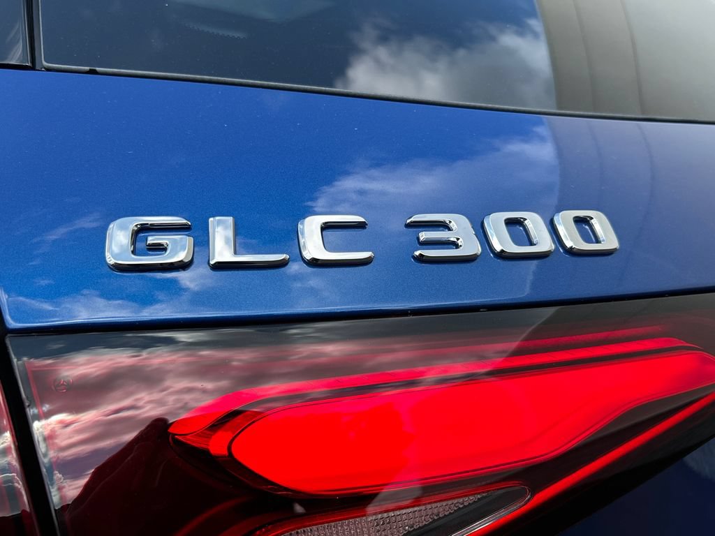 New 2027 Mercedes-Benz GLC 300 4MATIC image 29