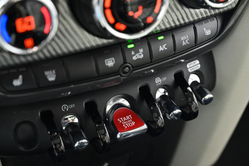 Used 2024 MINI Cooper Countryman S w/ Signature Upholstery Package FWD image 18