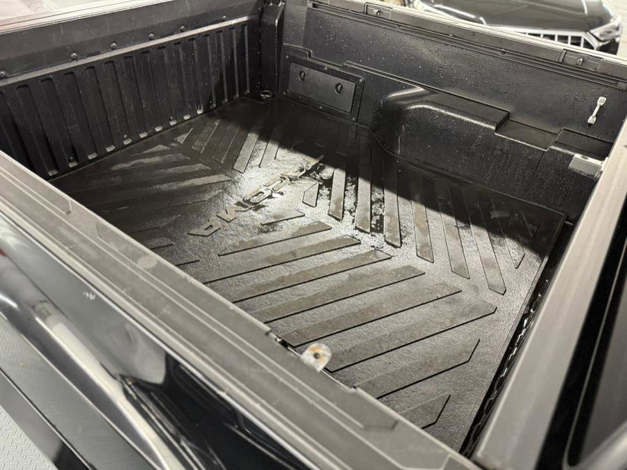 Used 2018 Toyota Tacoma TRD Sport image 19