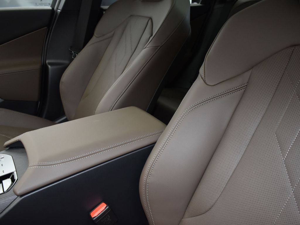 Certified 2025 BMW X3 xDrive30i w/ Premium Package image 14