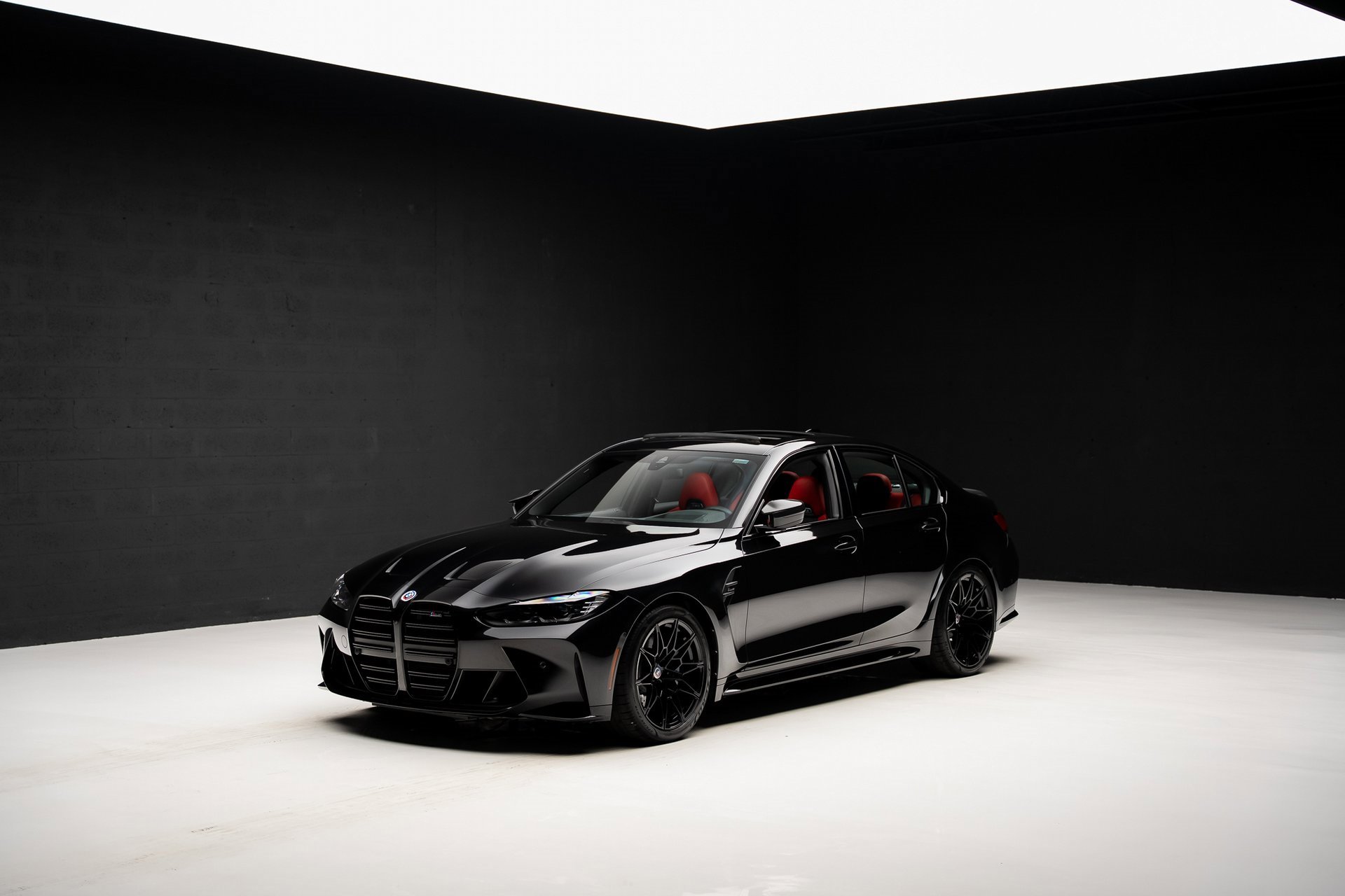 Used 2022 BMW M3 Competition w/ M Carbon Exterior Package image 3