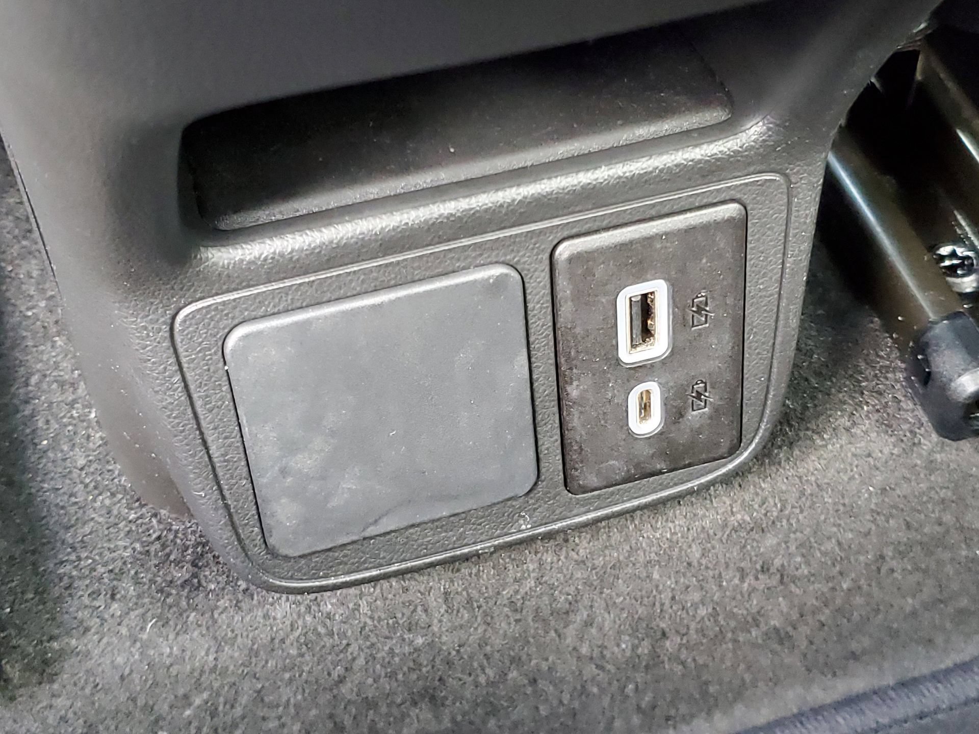 Used 2023 Buick Encore GX Preferred w/ Cold Weather Comfort Package FWD image 12