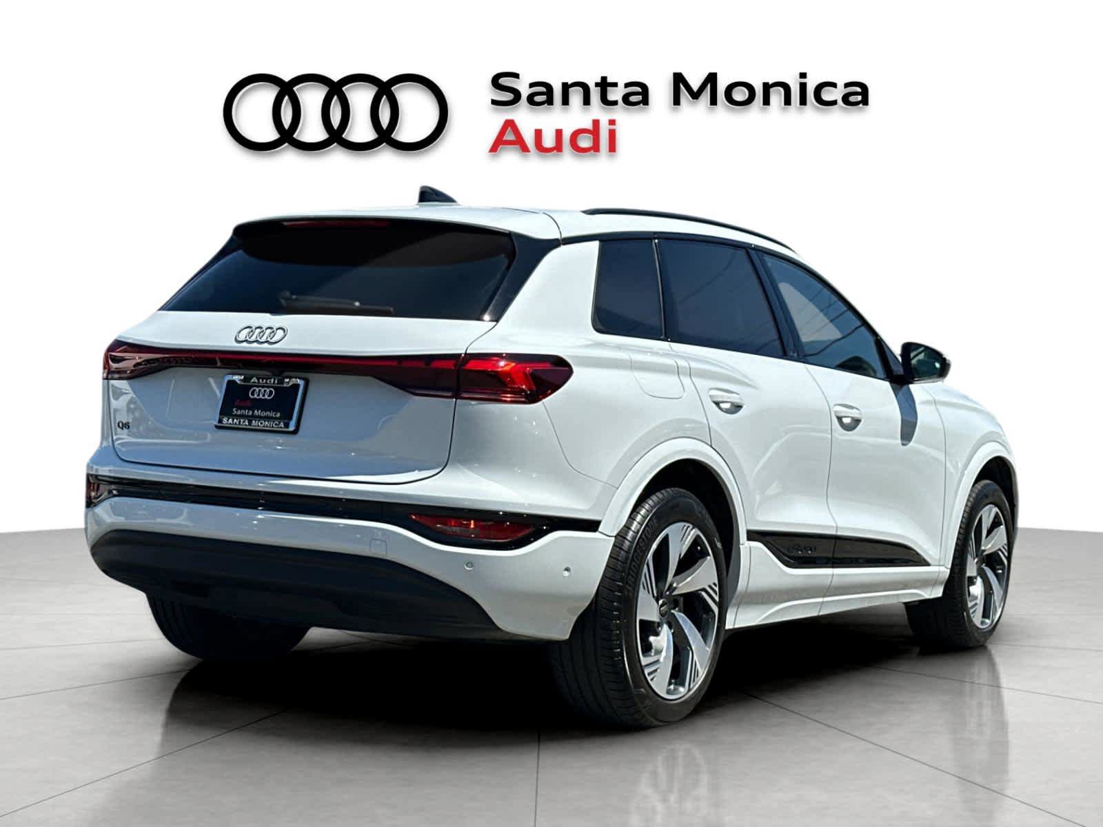 Used 2025 Audi Q6 e-tron Premium Plus w/ Premium Plus AWD/4WD image 2