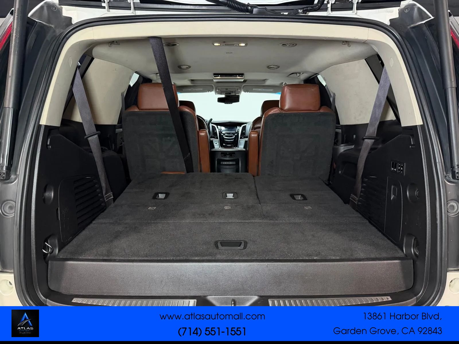 Used 2015 Cadillac Escalade Premium AWD/4WD image 13
