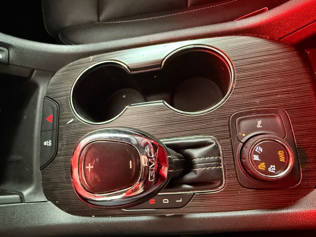 Used 2019 GMC Acadia SLT image 11