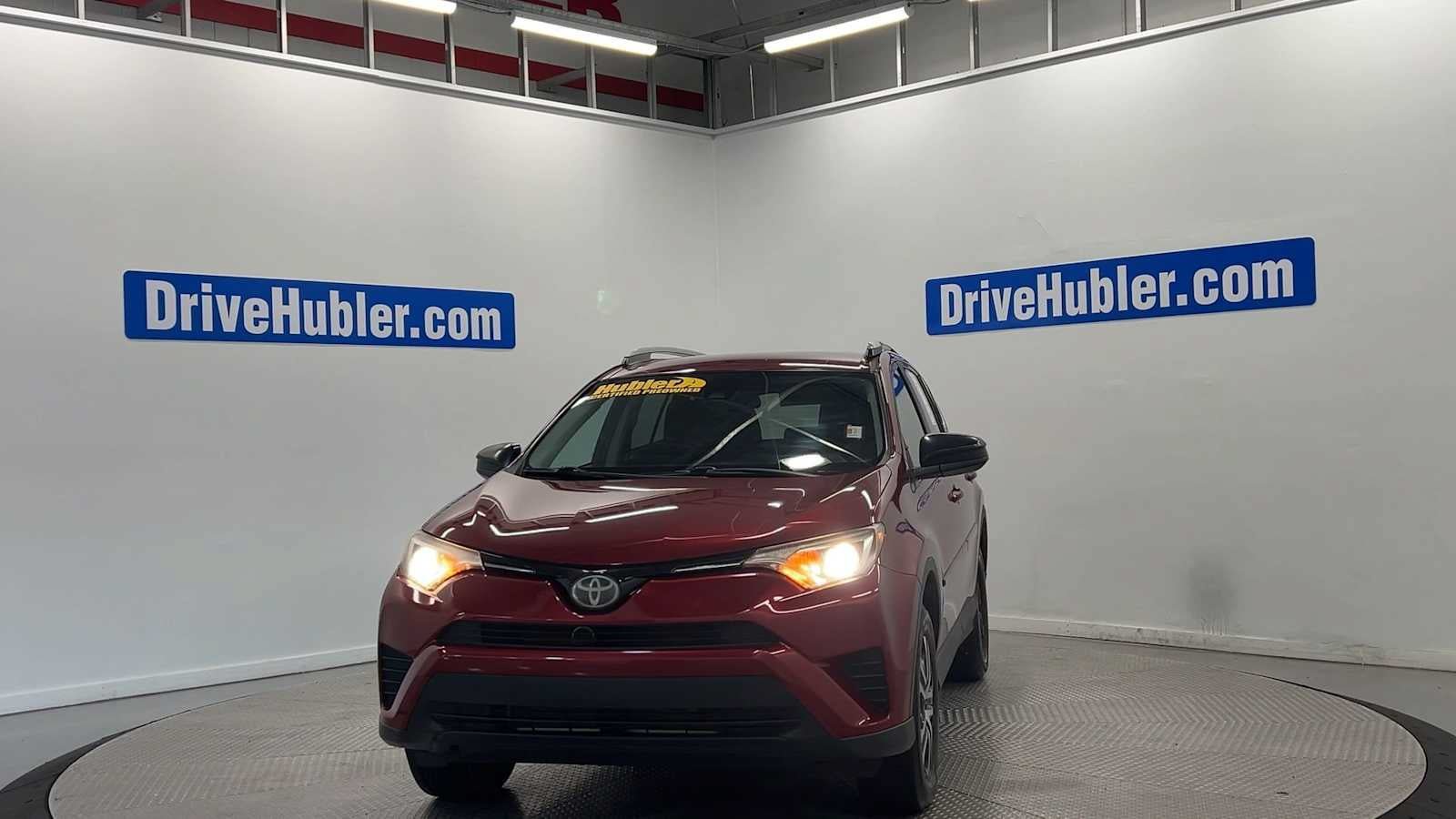 Used 2018 Toyota RAV4 LE w/ All Weather Liner Package FWD image 7