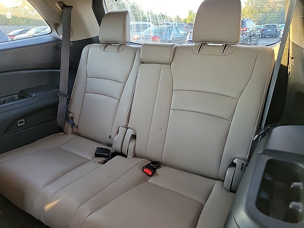 Used 2019 Honda Pilot Elite image 15