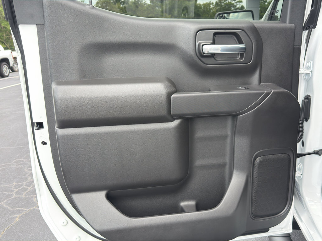 New 2026 Chevrolet Silverado 1500 Custom w/ Turbomax Blackout Package AWD/4WD image 32