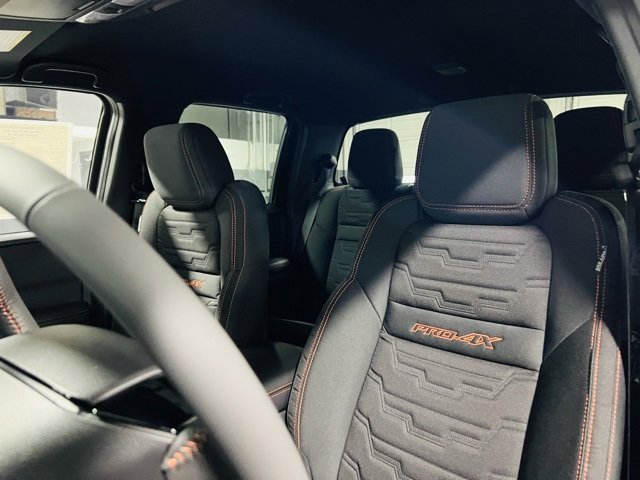 New 2025 Nissan Frontier PRO-4X w/ Interior Protection Package image 3