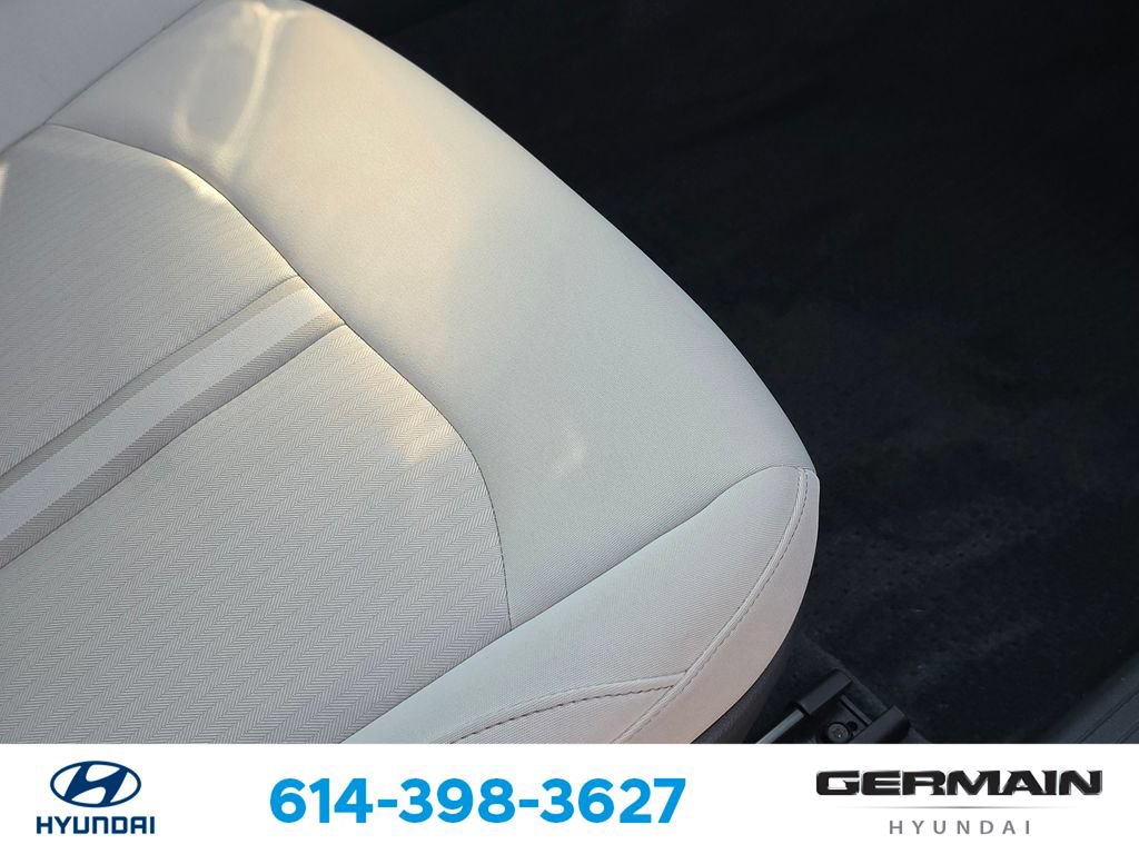 Used 2023 Hyundai Sonata SE w/ Cargo Package FWD image 27