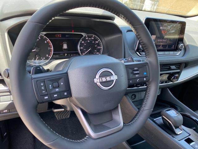 New 2026 Nissan Rogue SV w/ Cold Weather Package AWD/4WD image 12