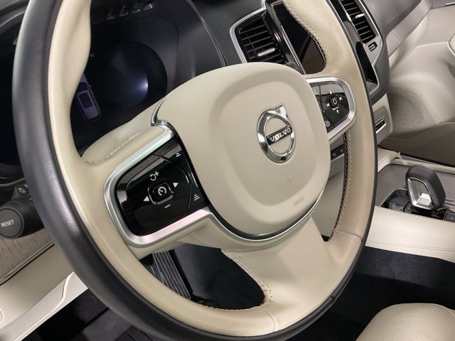 Certified 2025 Volvo XC90 B6 Plus w/ Protection Package Premier AWD/4WD image 18