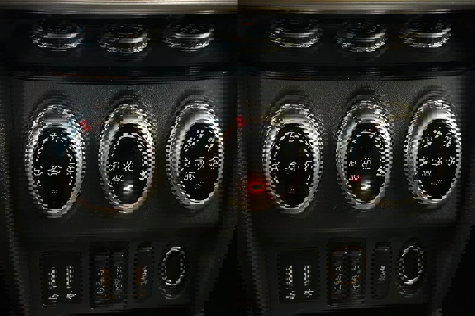 Used 2024 Mitsubishi Outlander Sport SE image 22