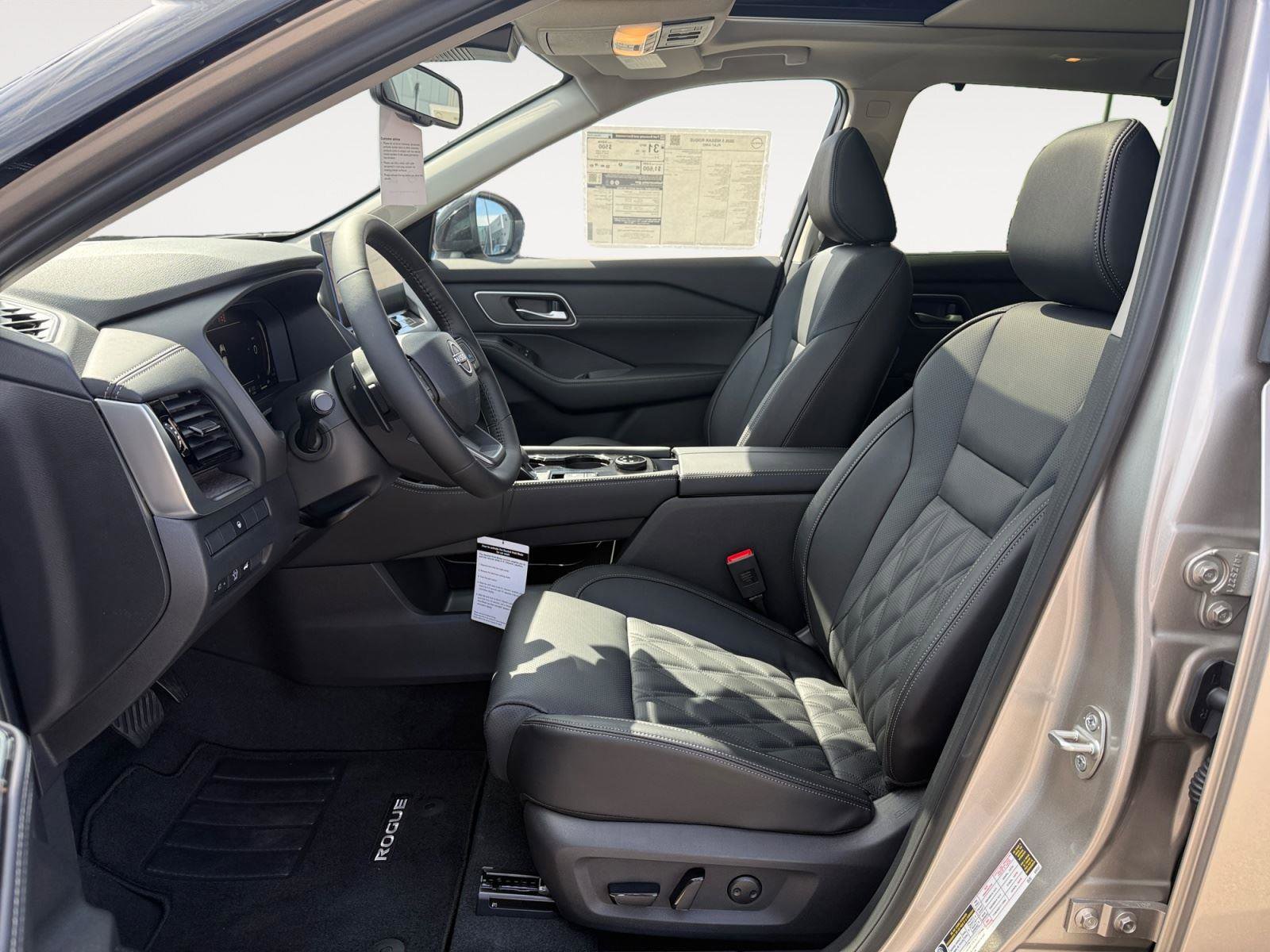 New 2026 Nissan Rogue Platinum AWD/4WD image 10
