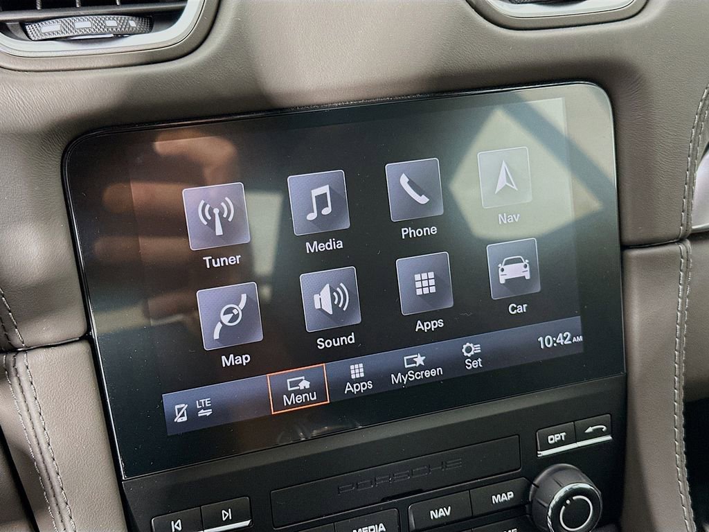 New 2025 Porsche 718 Cayman GT4 image 14