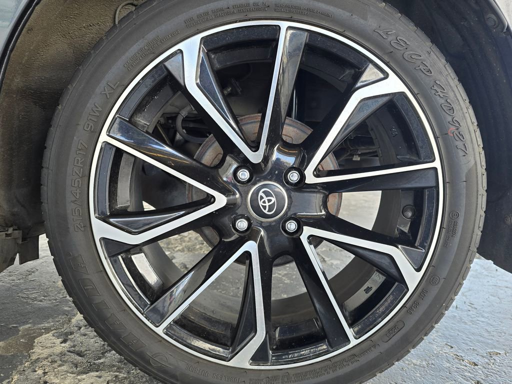Used 2019 Toyota Yaris L FWD image 22