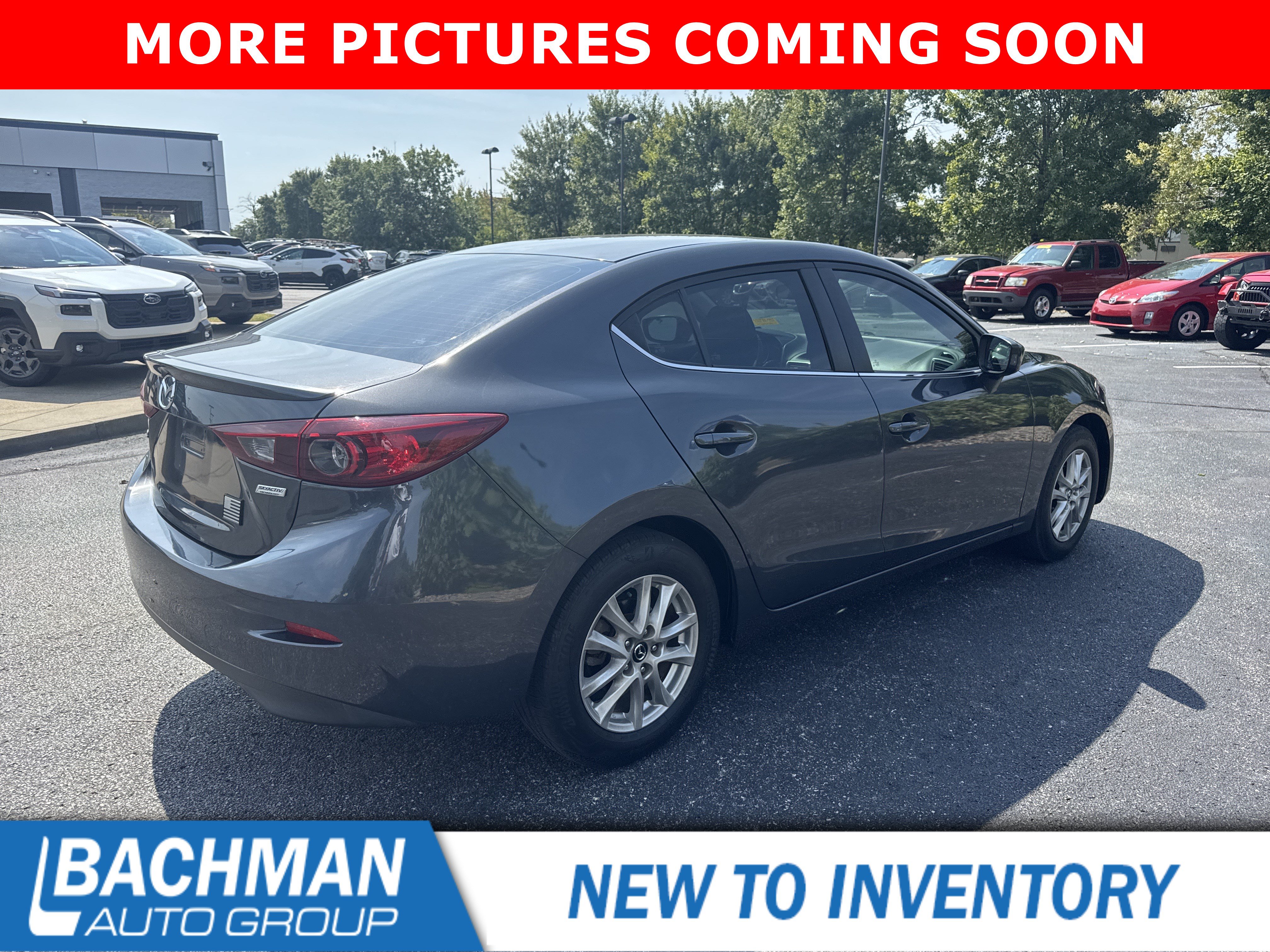 Used 2016 MAZDA MAZDA3 i Sport w/ Preferred Equipment Package FWD image 3