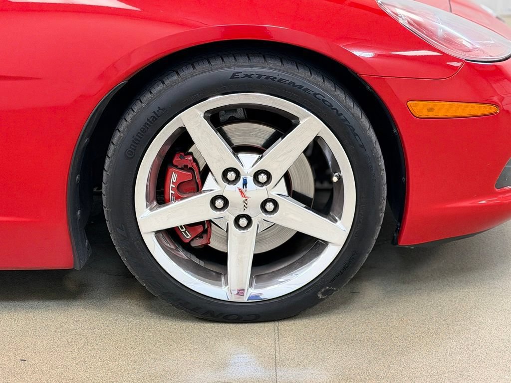Used 2006 Chevrolet Corvette Coupe w/ Preferred Equipment Group RWD image 4