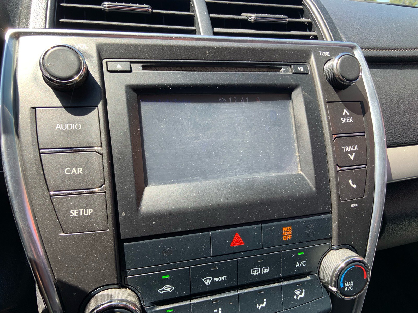 Used 2017 Toyota Camry SE FWD image 19