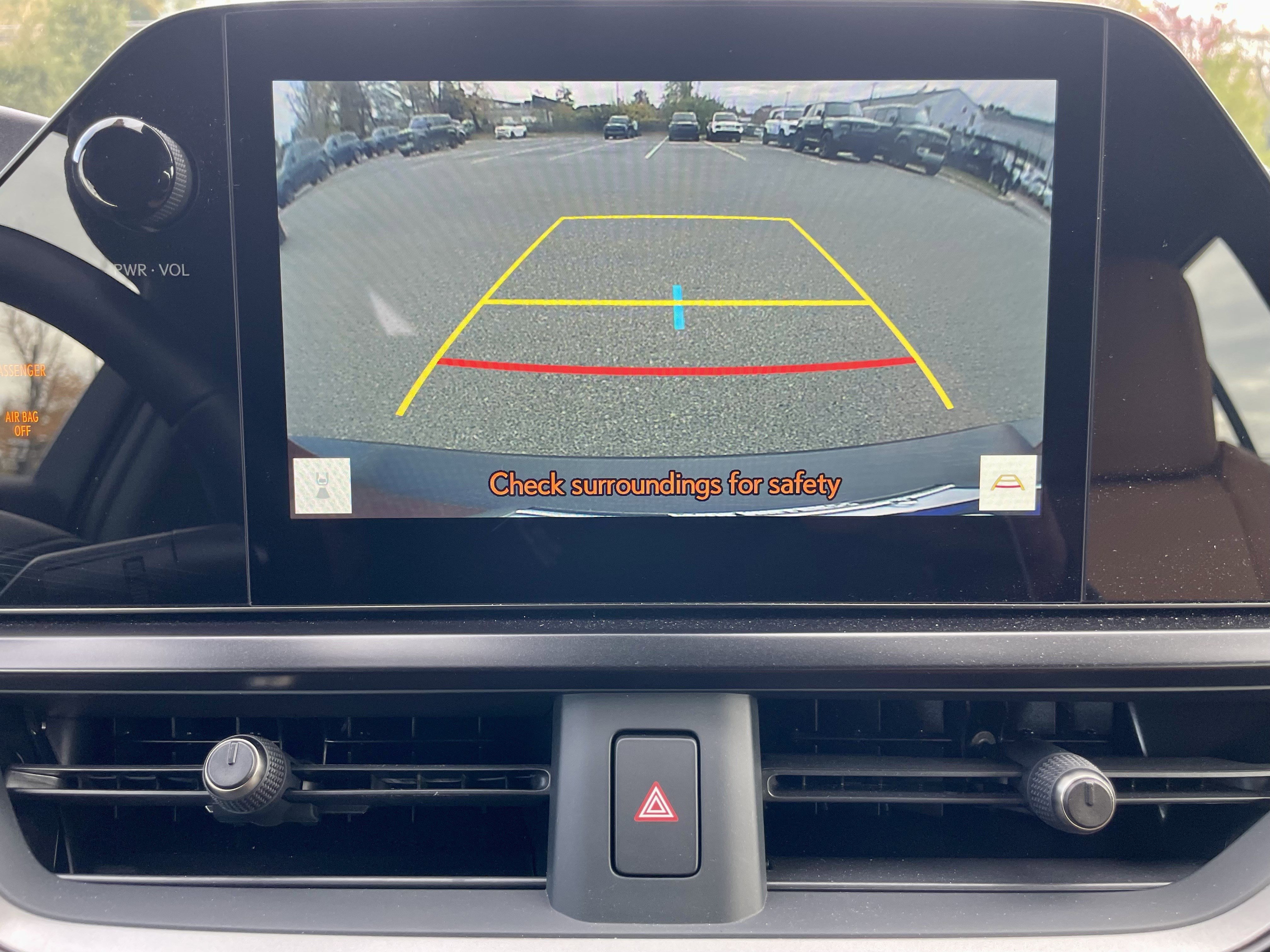 Used 2025 Lexus UX 300h AWD image 28