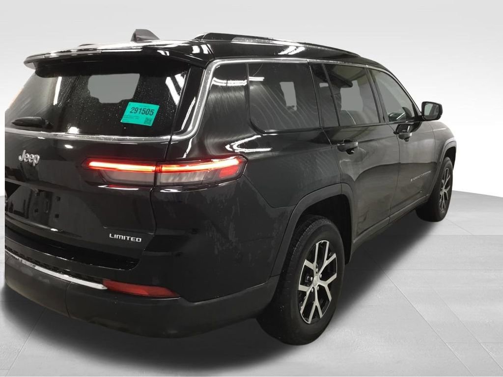 Used 2023 Jeep Grand Cherokee L Limited AWD/4WD image 37