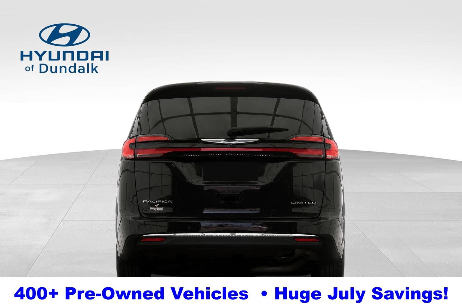 Used 2022 Chrysler Pacifica Limited FWD image 8