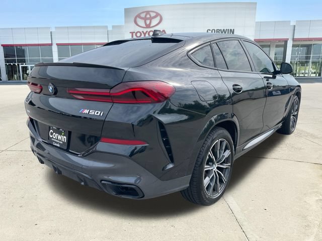 Used 2022 BMW X6 M50i w/ Dynamic Handling Package AWD/4WD image 5