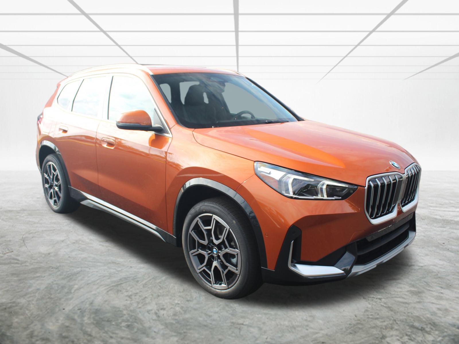 New 2025 BMW X1 xDrive28i w/ Convenience Package