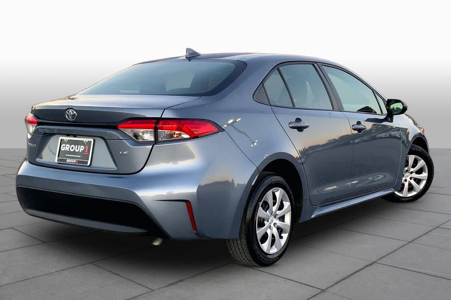 Used 2024 Toyota Corolla LE FWD image 13