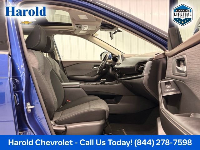 Used 2021 Nissan Rogue SV AWD/4WD image 11